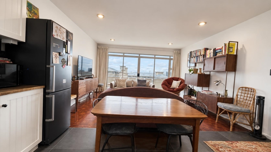2 Bedroom Property for Sale in Green Point Western Cape